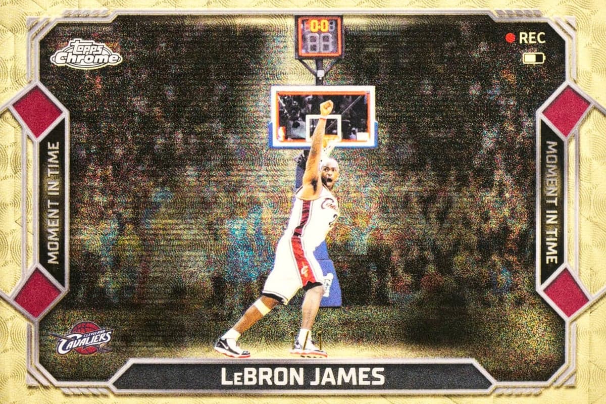 Topps Chrome Updates Basketball 2026: hobby box za 550 dolarů se na StockX prodává za 1 156